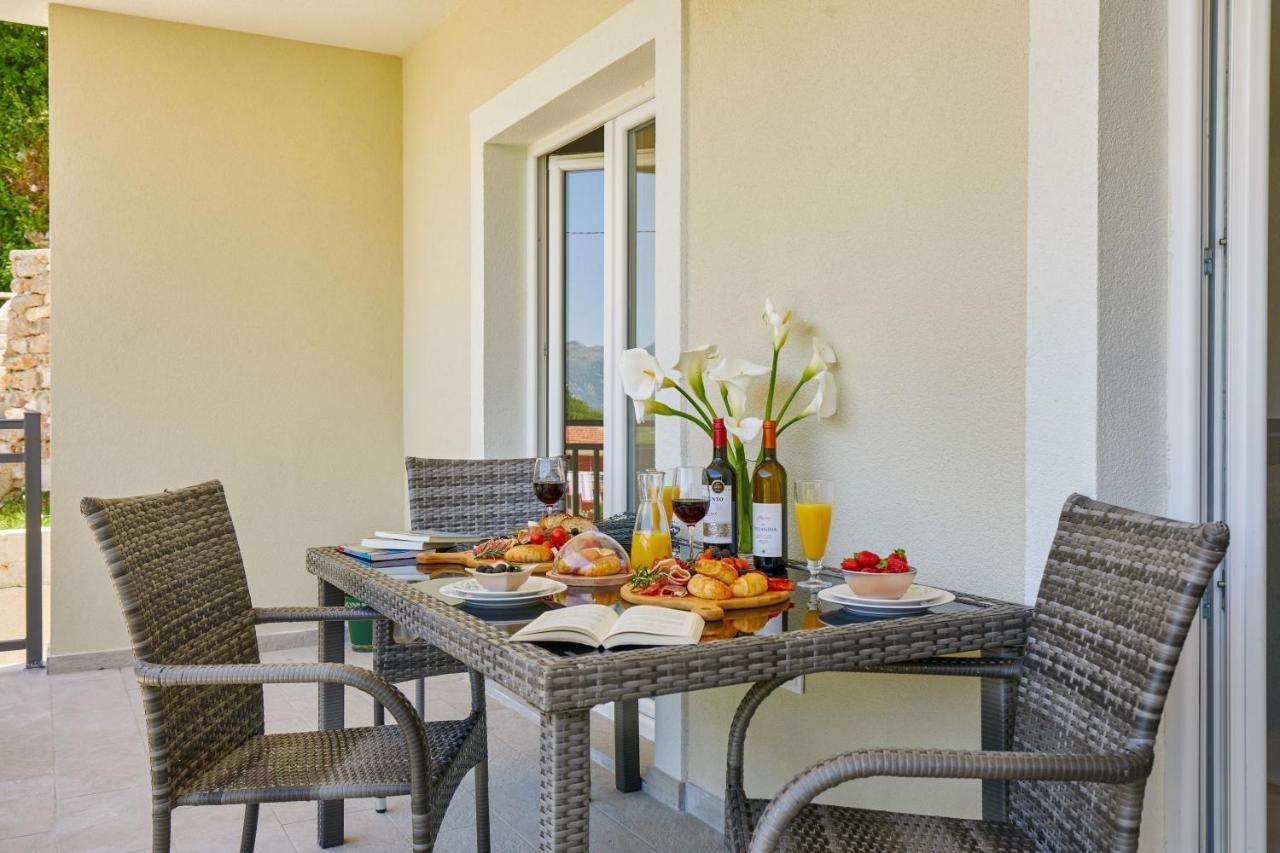 Peaceful Sunhill Apartments Kotor Exterior foto